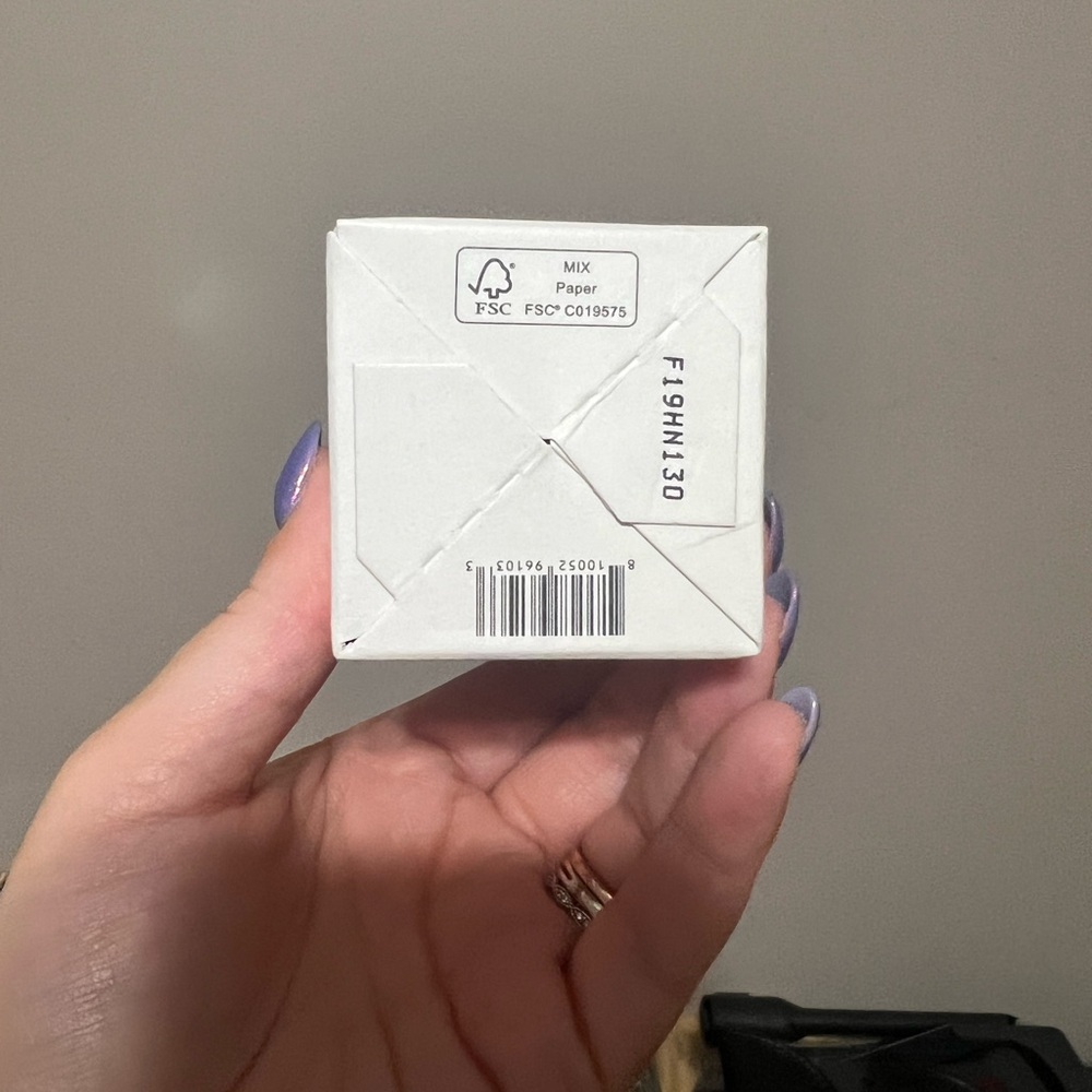 Glow Recipe Guava Vitamin C Dark Spot Serum - Picture 4 of 5